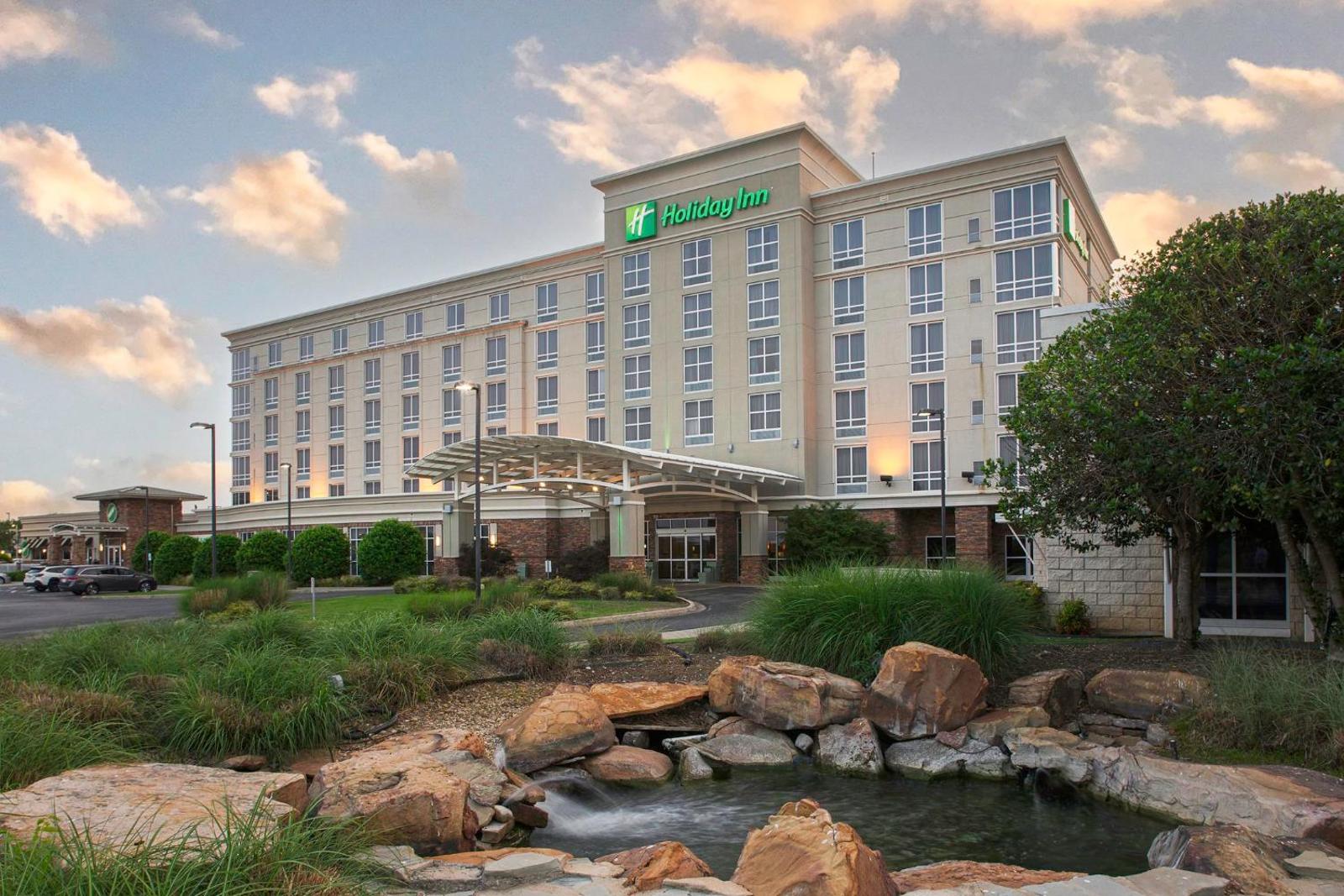 Holiday Inn Ardmore Convention Center